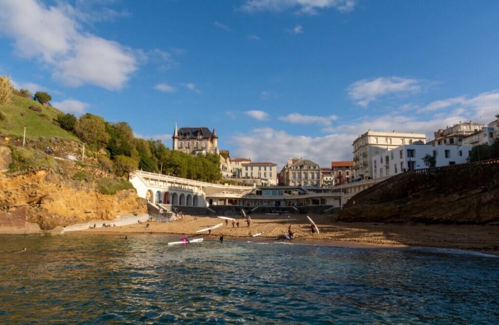 Port vieux Biarritz - surf et hotel